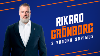 Rikard Grönborg signe en Finlande