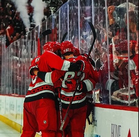 Mehr erzielte Tore nach zwei Runden einer Play-off-Serie