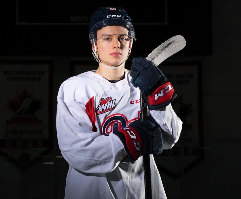 L'effet Connor Bedard se fait déjà ressentir sur la vente d'abonnements de saison de Blackhawks