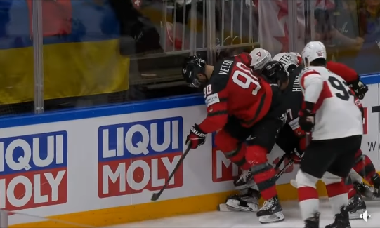 Joe Veleno suspendu 5 matchs pour son agression sur Nino Niederreiter