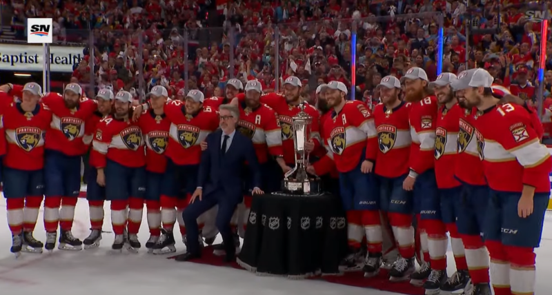 Panthers berühren die Prince Of Wales Trophy