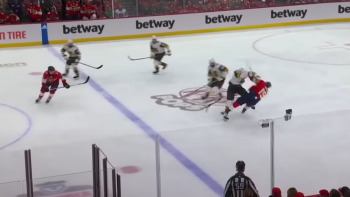 Matthew Tkachuk a cette fois goûté à sa propre médecine