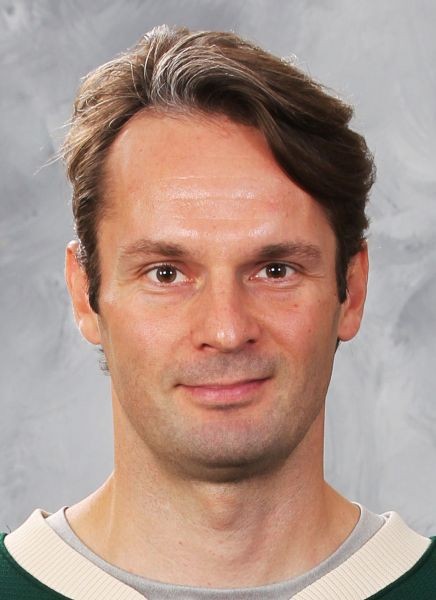 Niklas Bäckström devrait coacher Elvis Merzlikins