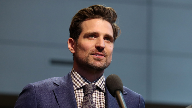 Patrick Sharp rejoint les Flyers