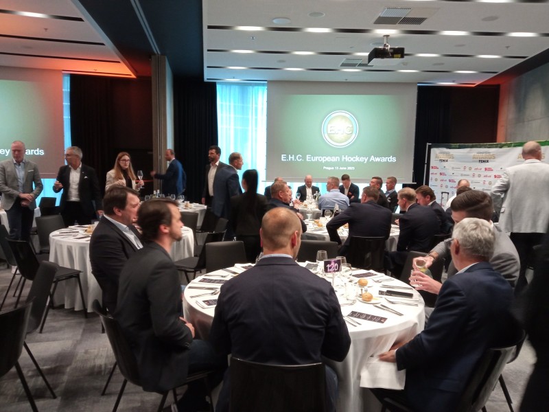 Les autres résultats des European Hockey Awards