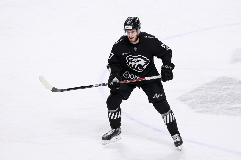 Pontus Åberg part en KHL