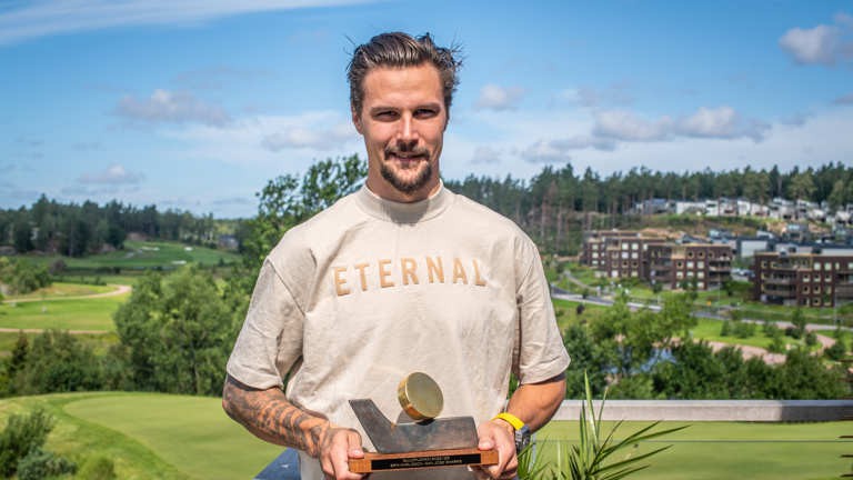 Erik Karlsson élu meilleur joueur suédois