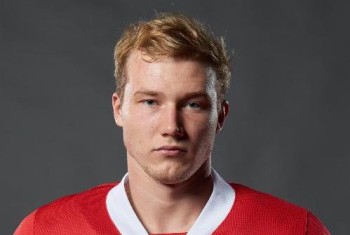 Rihards Puide avec les Rockets