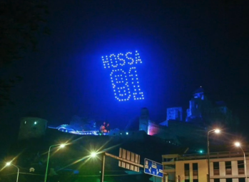 Une belle animation de drones  pour les adieux de Marian Hossa