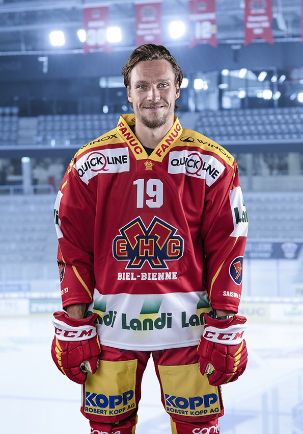 Jesper Olofsson n'est pas du voyage en Suède