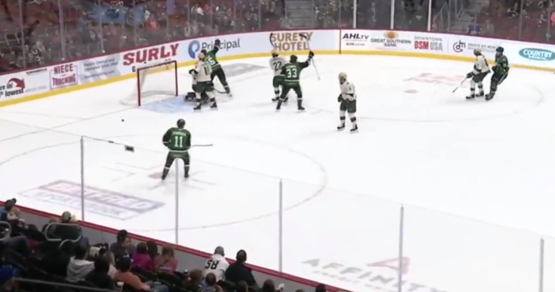 Lian Bichsel marque son premier but en AHL mais les Stars s'inclinent