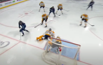 Un joli but tout en finesse pour Kyle Connor