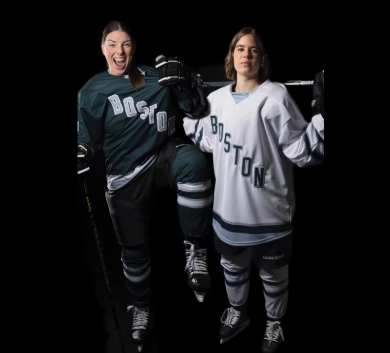 Les maillots pour cette première saison de Professional Women's Hockey League