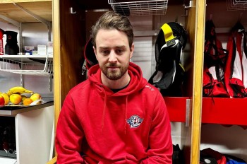 Les Lakers signent Zac Leslie