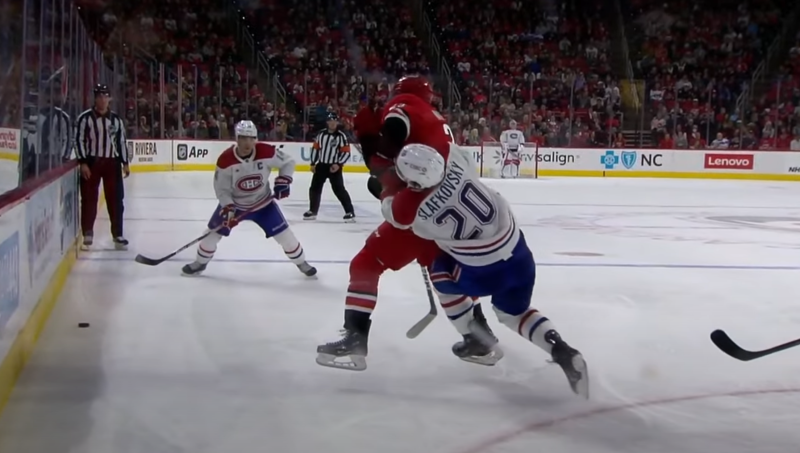 Une sacrée charge de Stefan Noesen sur Juraj Slafkovsky