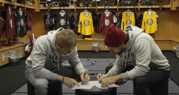 Qui de Mike Völlmin ou Josh Jooris est le plus doué... en dessin ?