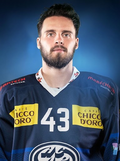 Michael Spacek reste très discret sur son avenir