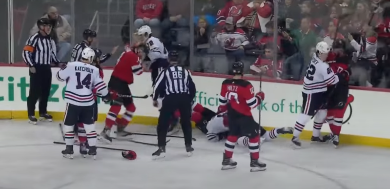 Devils et Blackhawks s'échangent quelques amabilités