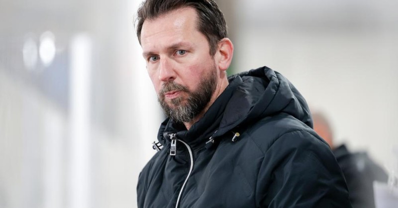 Lars Leuenberger n'est plus le coach du EHC Olten, Gary Sheehan monte en grade