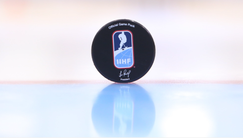 La NHL prend une rare position contre l'IIHF