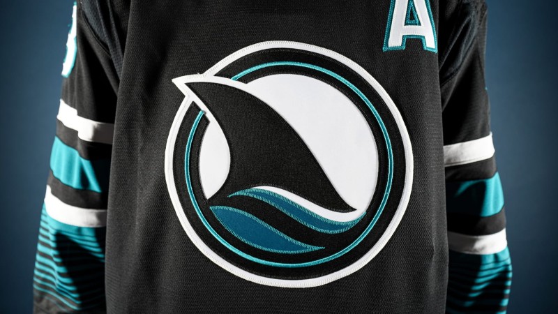 De nouveaux maillots temporaires pour les Sharks de San Jose