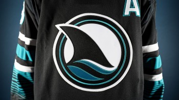 De nouveaux maillots temporaires pour les Sharks de San Jose