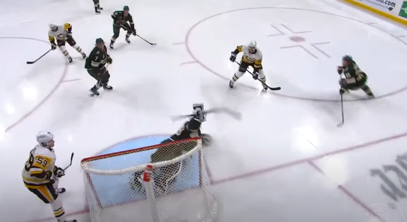 Un big save de Marc-Andre Fleury face à Sidney Crosby, pas deux