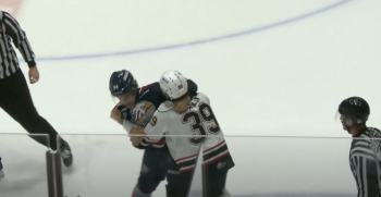 Petite danse avec son adversaire pour Rodwin Dionicio