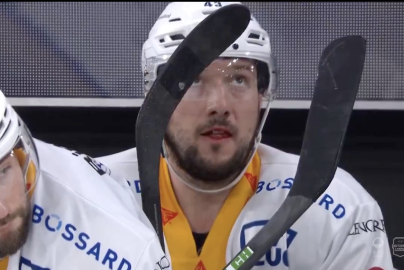 Le joli but contre son camp de Jan Kovar