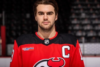 Un sponsors sur le maillot des Devils