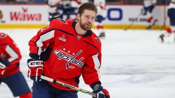 Evgeny Kuznetsov envoyé pour l'instant en AHL
