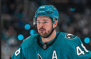 Las Vegas met la main sur Tomáš Hertl