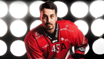 Davos active deux licences B