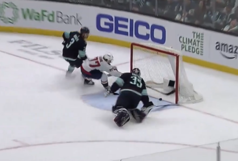 Joey Daccord vraiment pas inspiré sur cette séquence