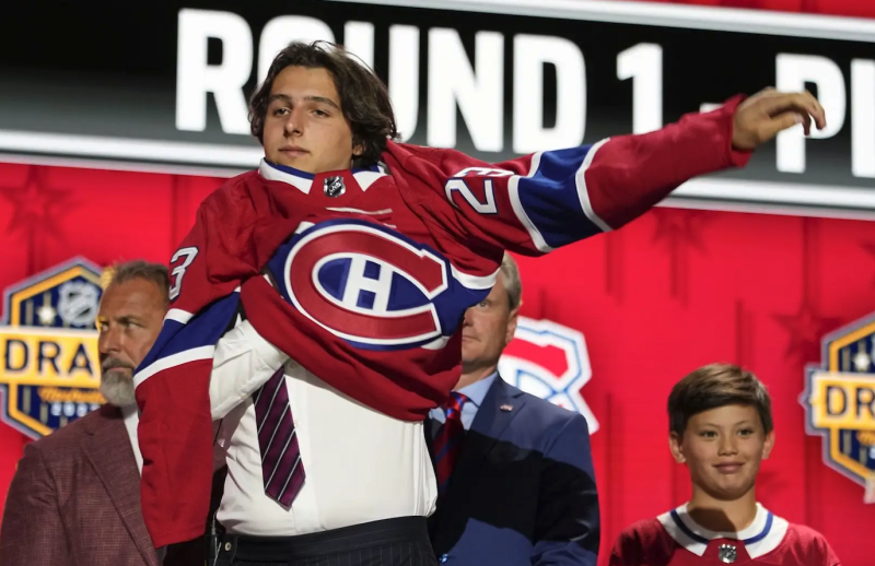 David Reinbacher terminera bien sa saison en Amérique du Nord