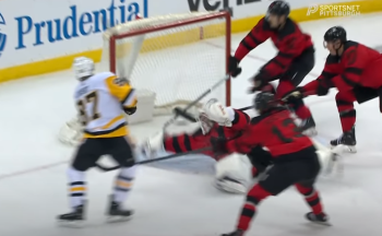 Un petit miracle de Jake Allen face à Sidney Crosby