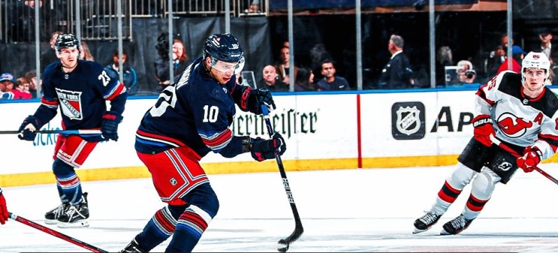 Plus de buts en une saison par un joueur non drafté