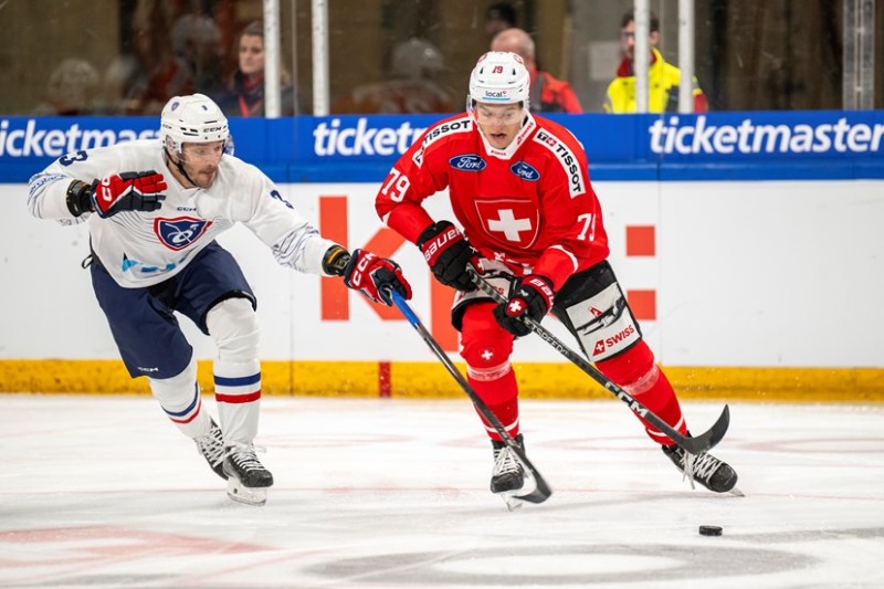 La Suisse bat la France 2:0 à Bâle