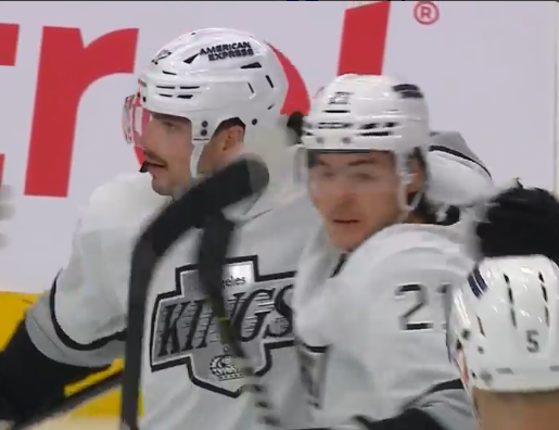 Kevin Fiala marque son premier but des play-offs et les Kings l'emportent