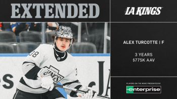 Alex Turcotte prolonge avec les Kings