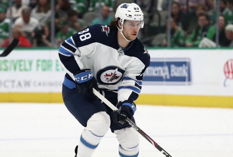 Nathan Beaulieu rebondit en KHL