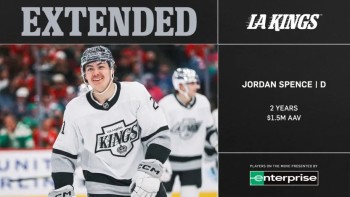 Les LA Kings signent un contrat de deux ans avec le défenseur Jordan Spence