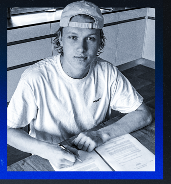 Florian Schenk paraphe à son tour son contrat en Canadian Hockey League