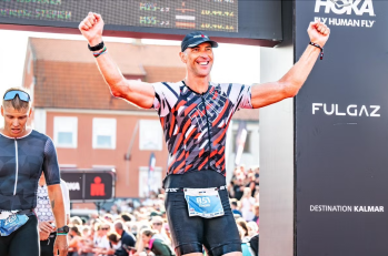 Zdeno Chara termine son premier Ironman