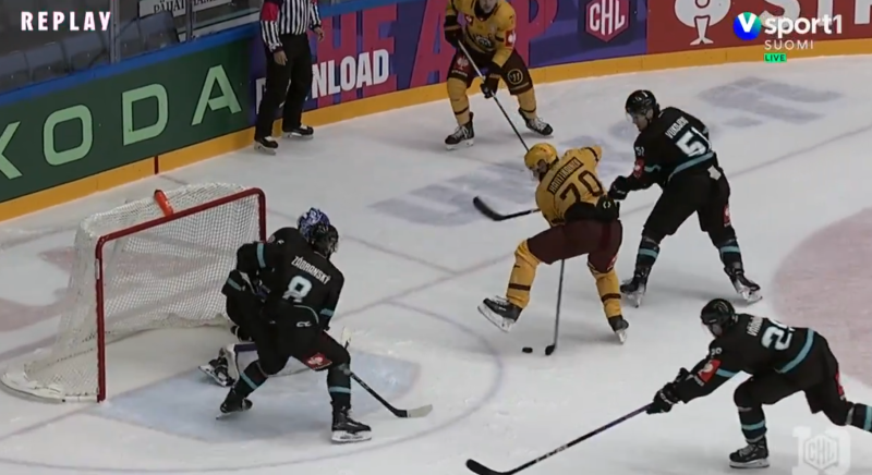 Le bien joli but de Teemu Hartikainen