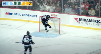 Le premier but de l'histoire de la franchise de l'Utah est... un autogoal