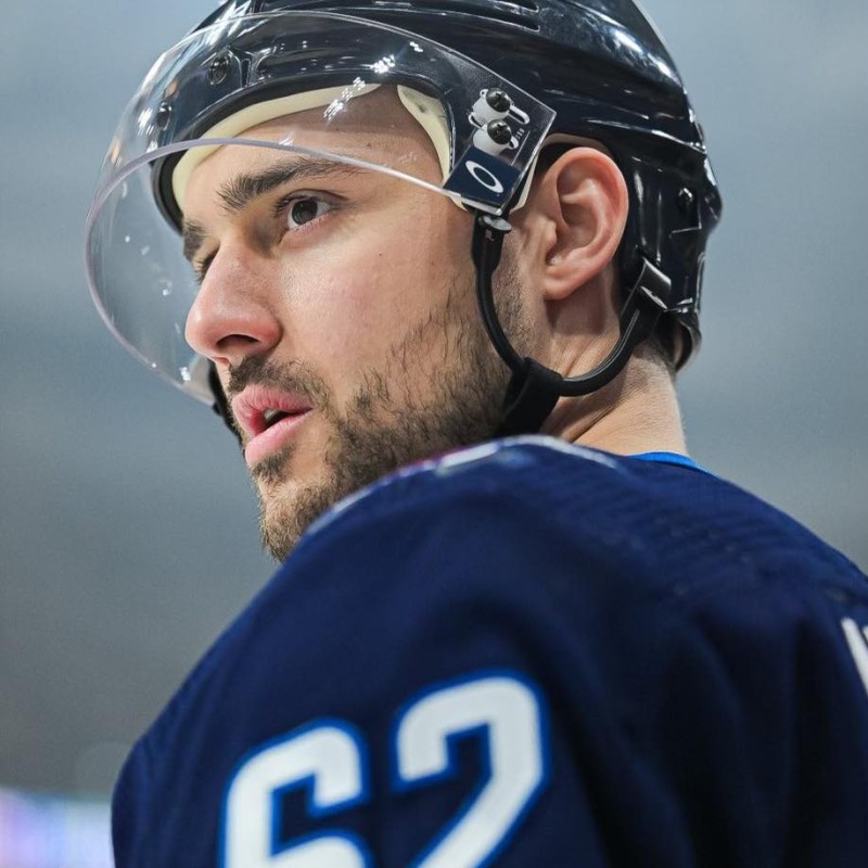 Nino Niederreiter a dû se réinventer pour perdurer en NHL