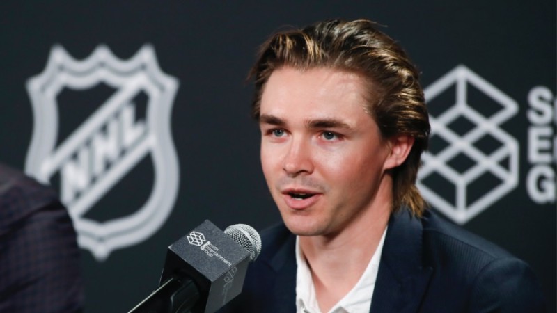 Clayton Keller premier capitaine de la franchise de l'Utah