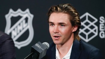 Clayton Keller premier capitaine de la franchise de l'Utah