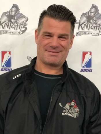 Todd Elik se cherche un job de coach en Suisse